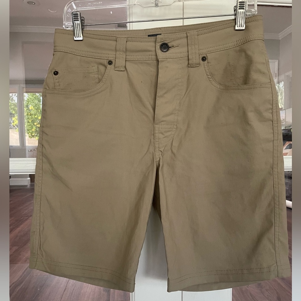 Prana Men's Tan Flat Front Shorts standard fit